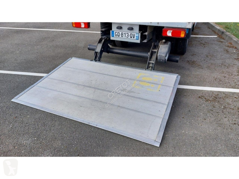 Véhicule utilitaire Iveco DAILY 35 C 16 3L E6