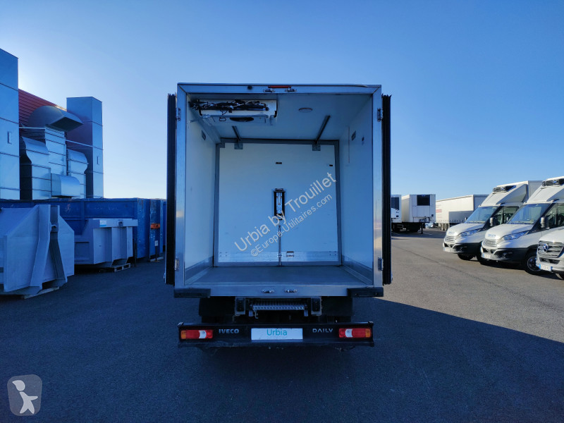 Véhicule utilitaire Iveco FRIGO 12M3 160 CV RJ...