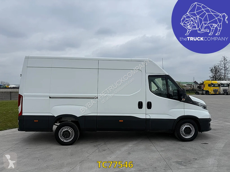 Nyttofordon Iveco 35S18V12