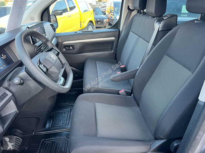 Samochód dostawczy Toyota