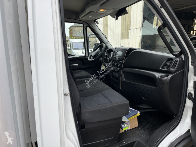 عربة نفعية Iveco 35c14