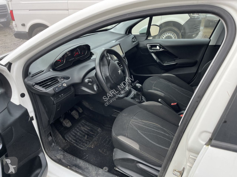 Véhicule utilitaire Peugeot