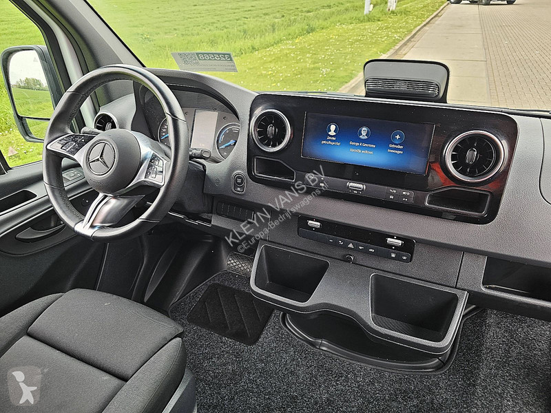 عربة نفعية Mercedes 320 300Km WLTP 81kWh