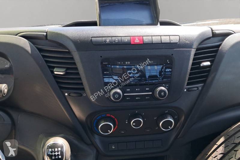 عربة نفعية Iveco