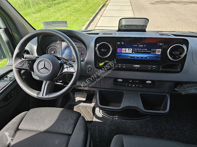 Užitkové vozidlo Mercedes 317 L2H2 Mbux RWD Euro6!