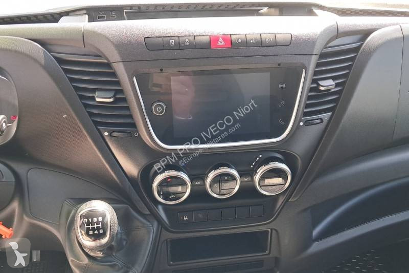 عربة نفعية Iveco