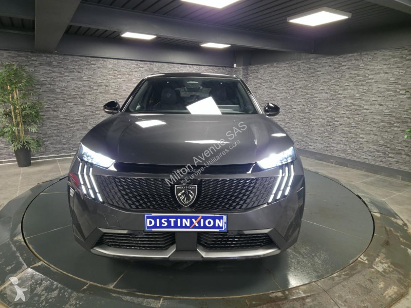 عربة نفعية Peugeot 3008 1.2i Hybrid -136 - BV...