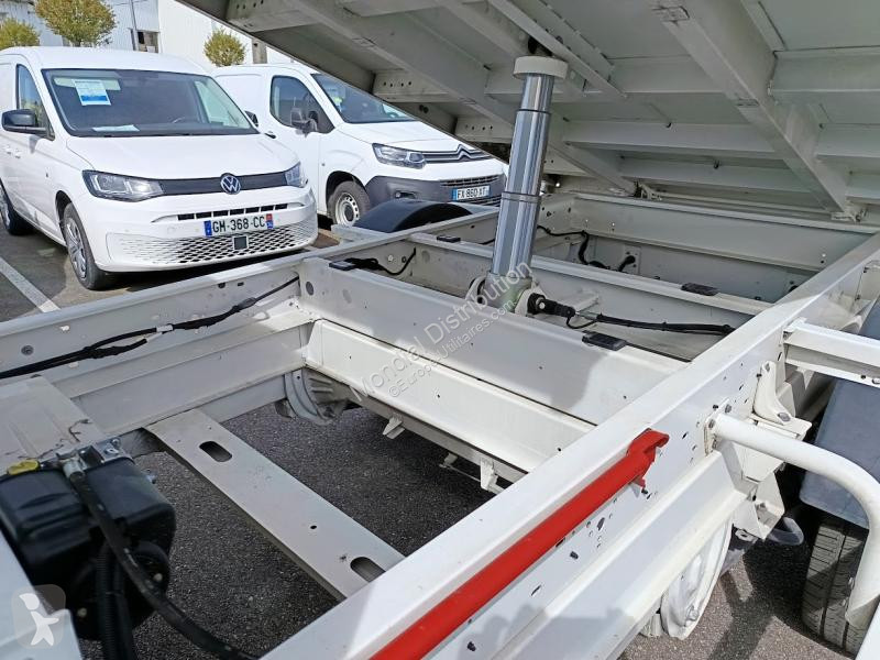 عربة نفعية Peugeot