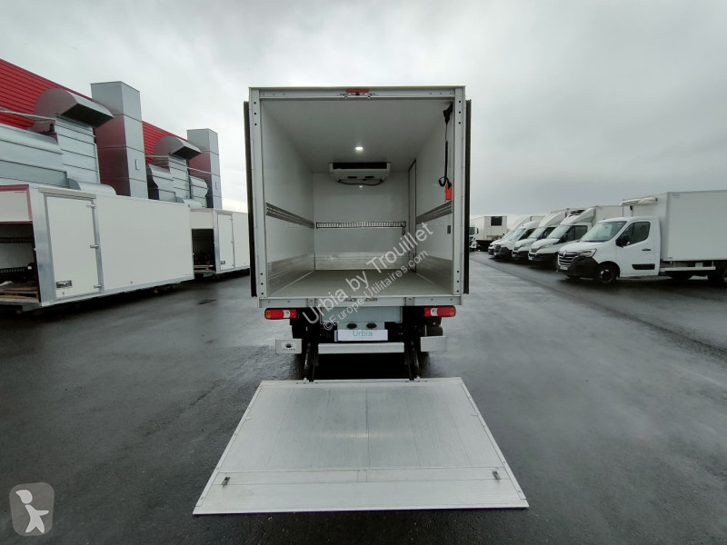 Véhicule utilitaire Iveco FRIGO 12M3 160 CV...
