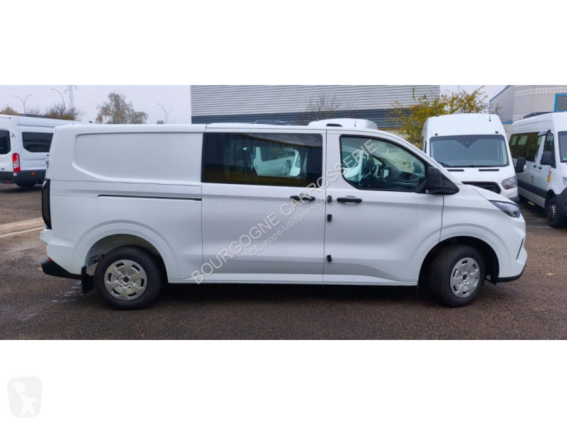 Véhicule utilitaire Ford TRANSIT CUSTOM 2.0...