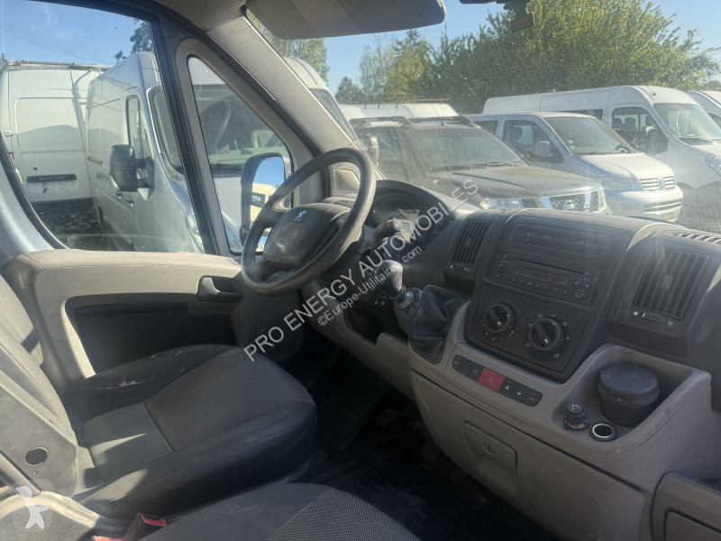 Véhicule utilitaire Peugeot BOXER FG 435 L4H2...