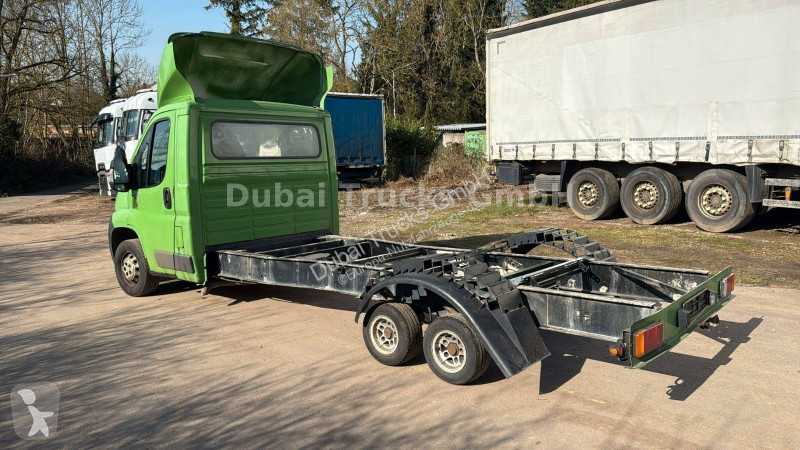 Véhicule utilitaire Peugeot HDi Motor NEU mit...