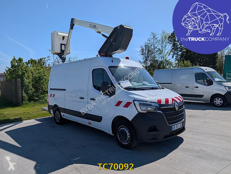 Samochód dostawczy Renault 145.35 nacelle klubb