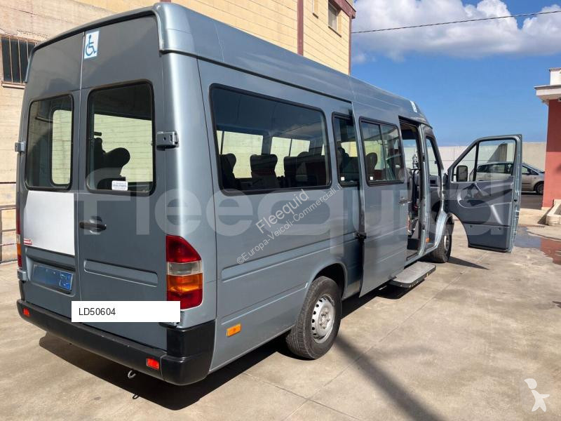 Furgoneta Mercedes