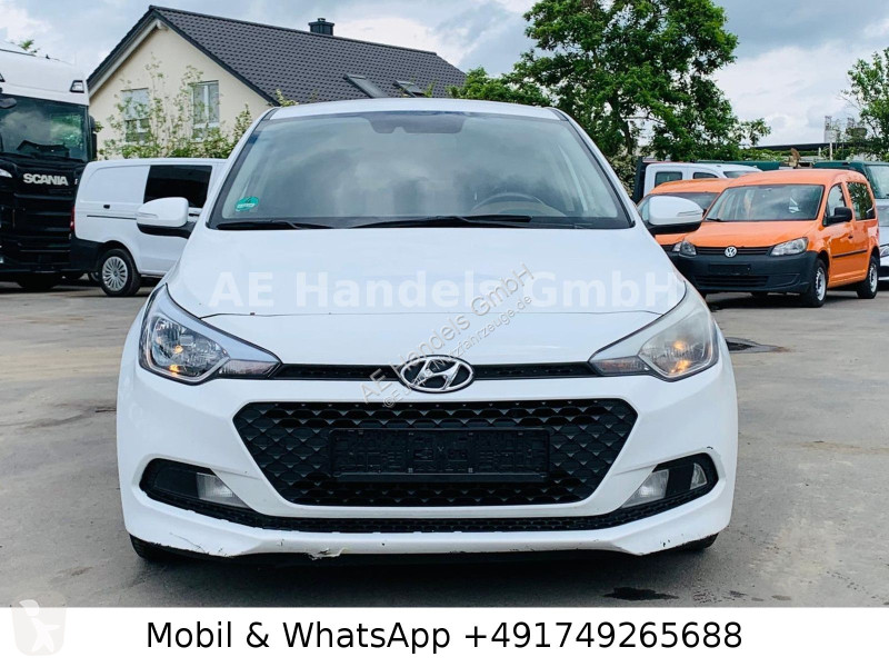 Samochód dostawczy Hyundai i20 blue Trend 1,4 L...