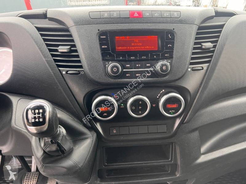 عربة نفعية Iveco