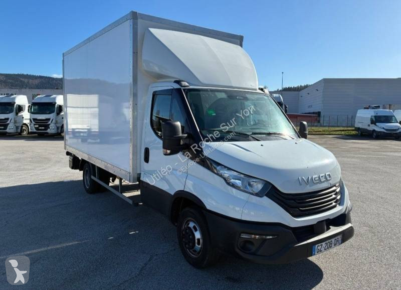 Лекотоварен автомобил Iveco