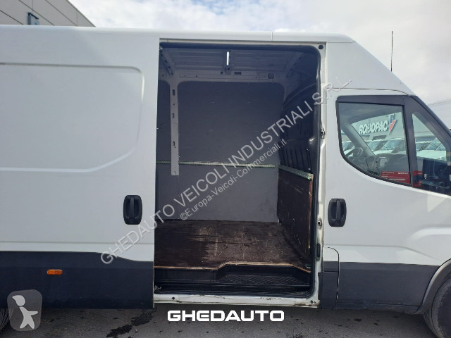 Furgoneta Iveco Daily 35S16 - FURGONE