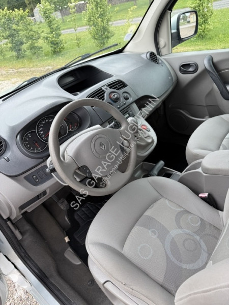 Véhicule utilitaire Renault KANGOO II 1.6 90CH...