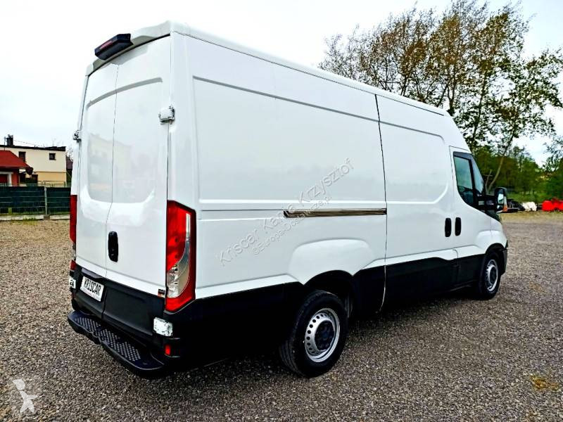 Samochód dostawczy Iveco