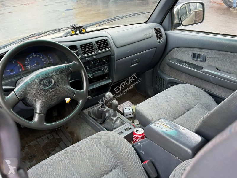 عربة نفعية Toyota 2.4TD 4x4 Steel Suspension...