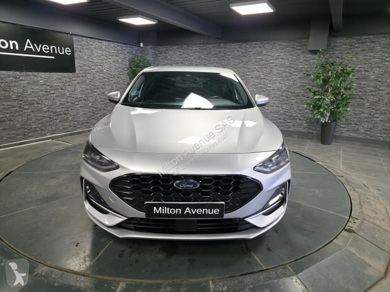 Véhicule utilitaire Ford FOCUS 1.0 EcoBoost...