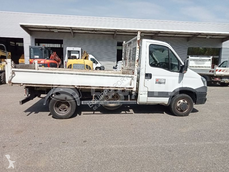 Veículo utilitário Iveco 35C11