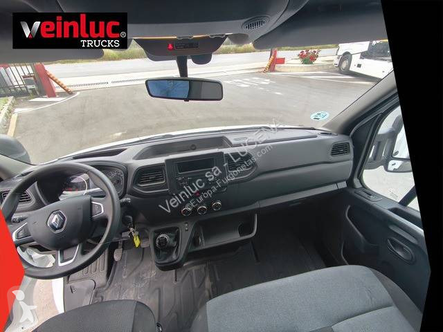 Samochód dostawczy Renault