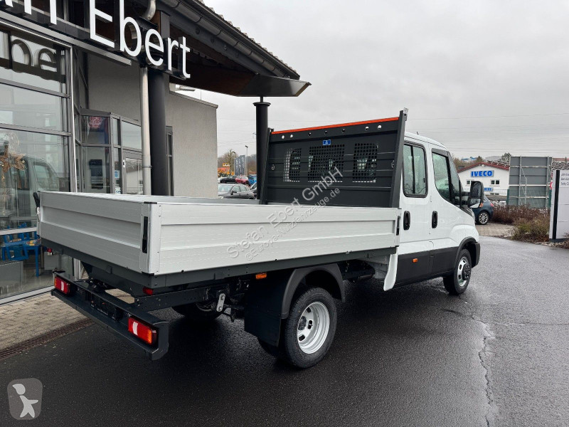 Nyttofordon Iveco 35C21 HA8 3.0L DoKa...