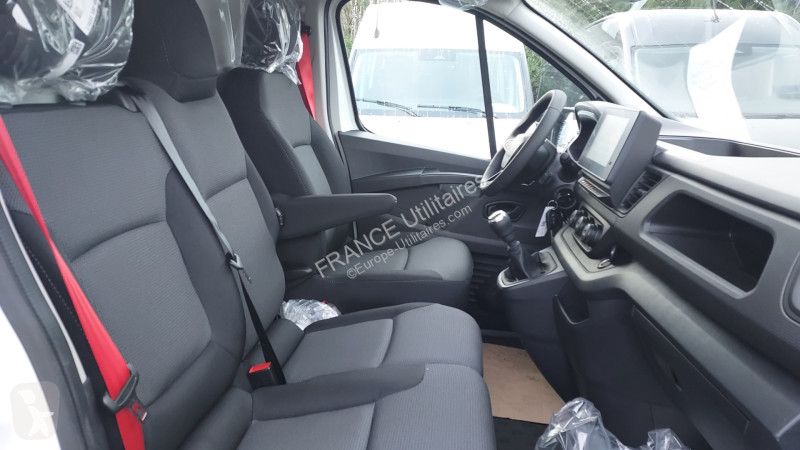 Furgoneta Renault TRAFIC III FG RED L1H1 3T 2.0...