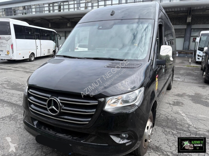 Véhicule utilitaire Mercedes idilis