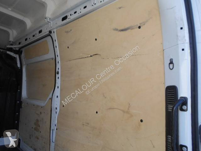 Samochód dostawczy Renault
