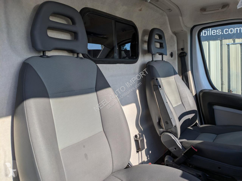 Véhicule utilitaire Fiat DUCATO L2H2 2.0 JTD...