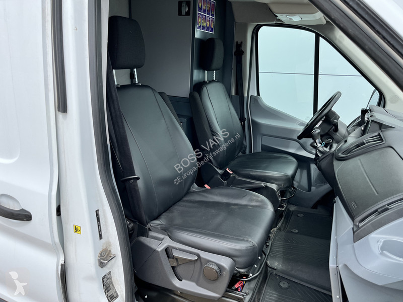Véhicule utilitaire Ford 2.0 TDCI 130PK L2H2...