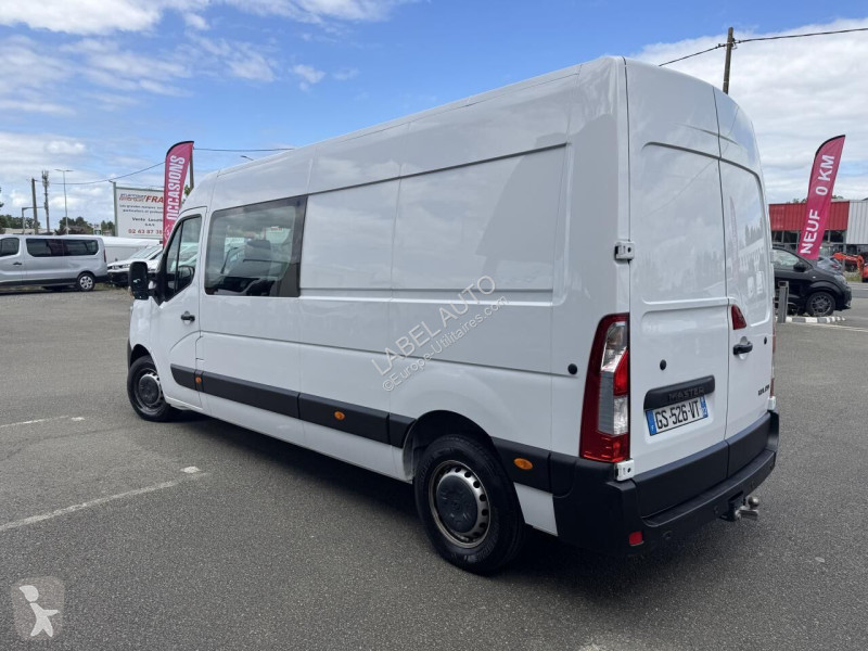 Véhicule utilitaire Renault 2.3