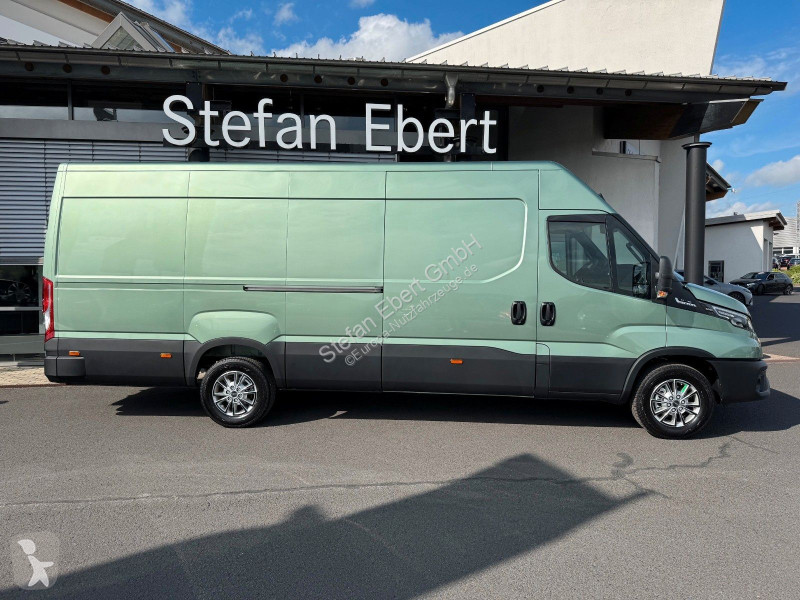 Iveco 35S18 HA8 3.0L...
