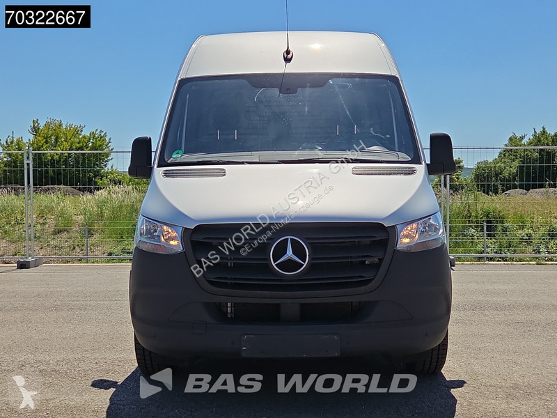 عربة نفعية Mercedes 215 CDI Automatik 150PS...