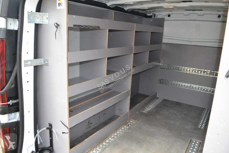 Furgoneta Renault RENAULT TRAFIC III FG L1H1...