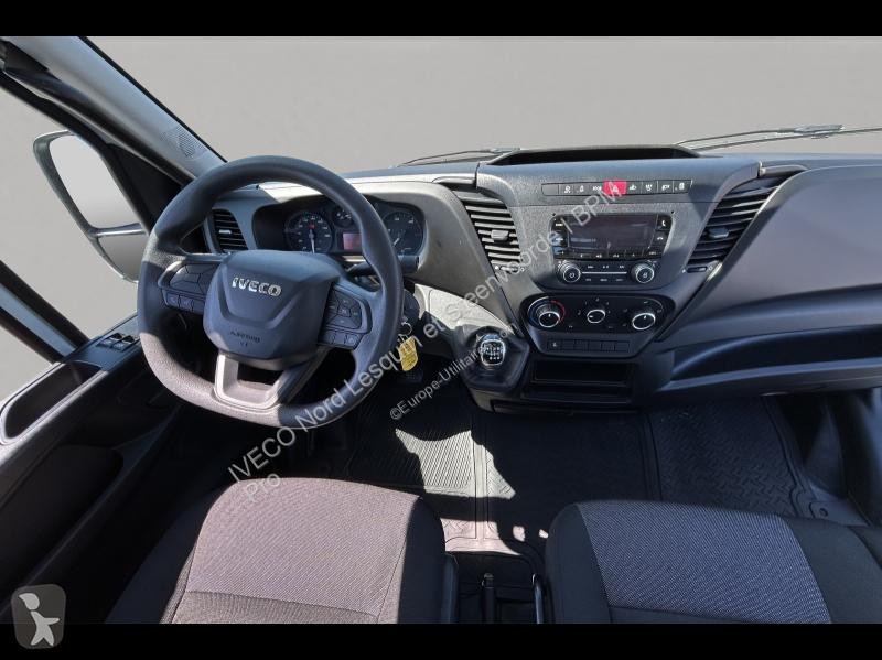 Véhicule utilitaire Iveco CCb 35C16H3.0...