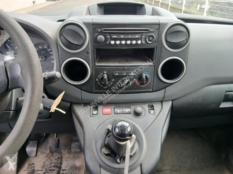 Véhicule utilitaire Peugeot