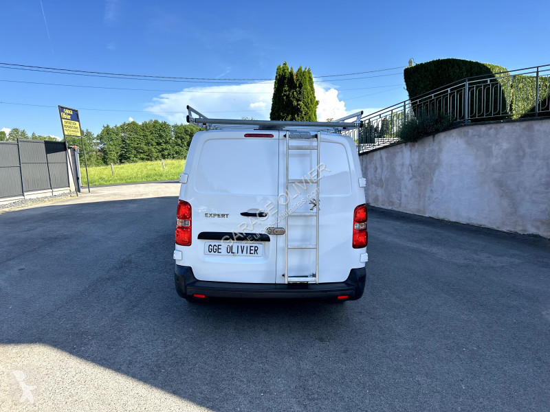 Véhicule utilitaire Peugeot Long 2.0 Bluehdi...