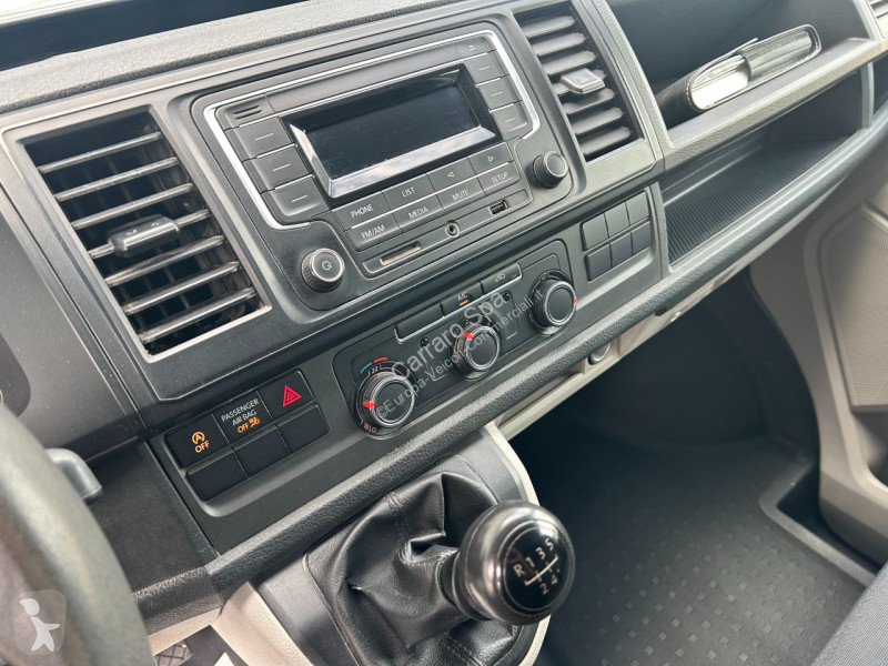 Furgoneta Volkswagen T6 28 E6