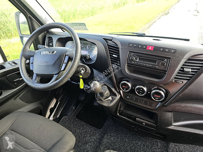 Furgoneta Iveco 35S15 Bakwagen Laadklep!