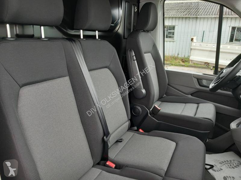 Коммерческий автомобиль Volkswagen CRAFTER VAN...