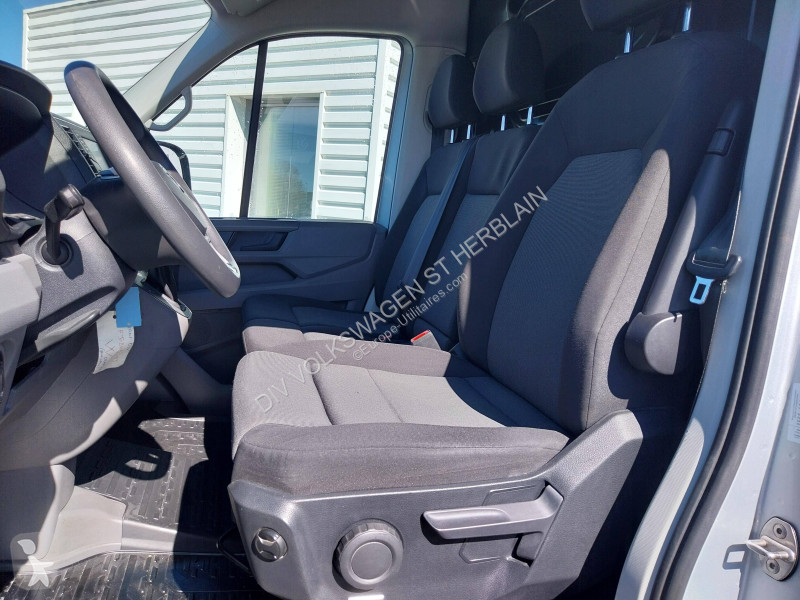 Volkswagen CRAFTER VAN 35 L3H3 2.0 TDI 177 CH...