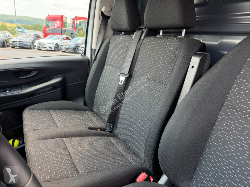 Furgoneta Mercedes Vito  3200 Klima Kamera LED AHK