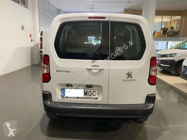 عربة نفعية Peugeot