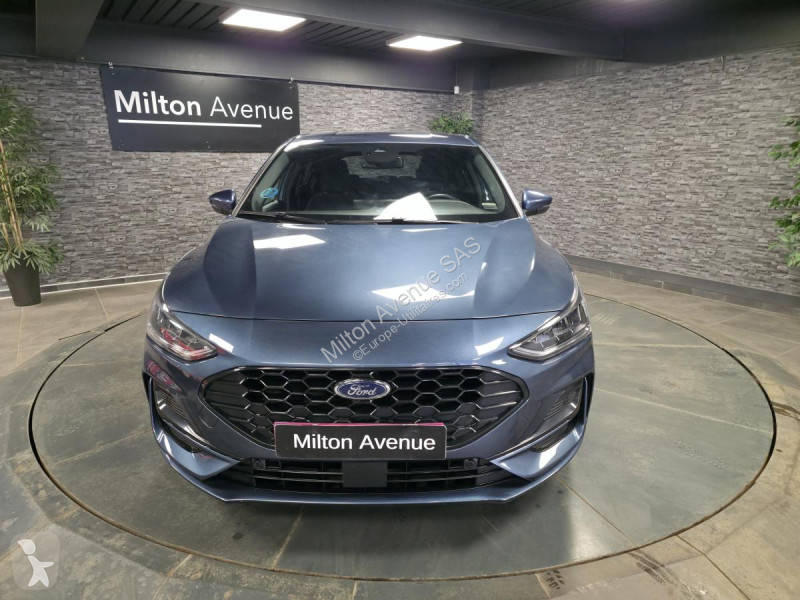 Véhicule utilitaire Ford FOCUS 1.0 EcoBoost...