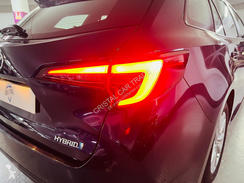 Samochód dostawczy Toyota COROLLA TOURING SPT...