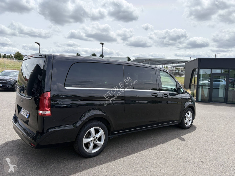 Véhicule utilitaire Mercedes Classe V...